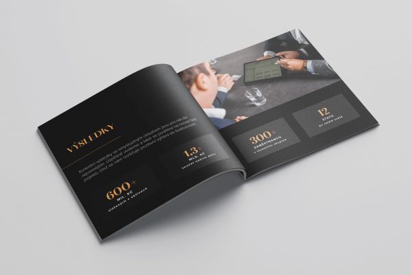 Free_Square_Brochure_Mockup_011 (1)